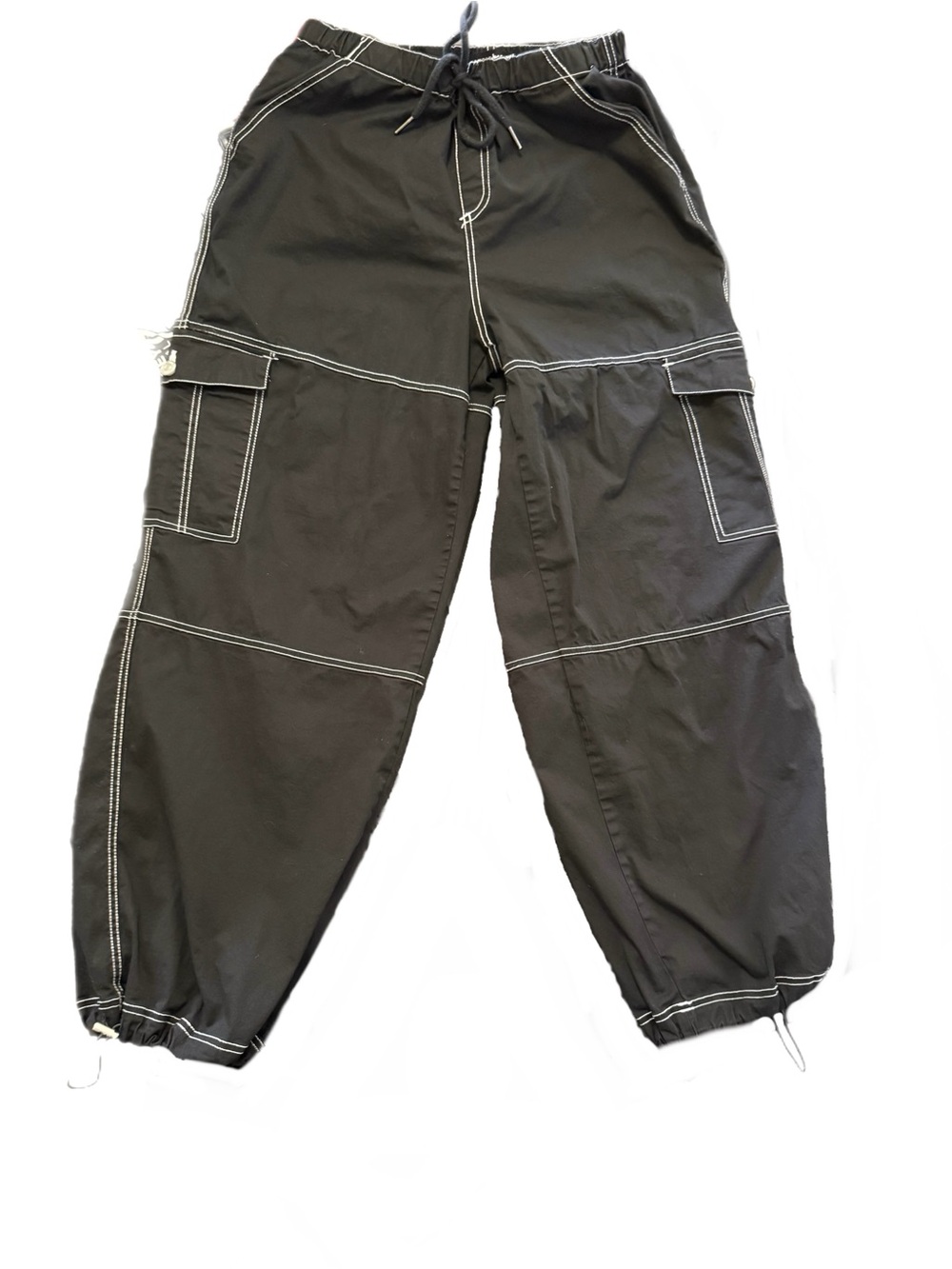 Almost Famous Black Cargo Jogger Pants with White Contrast Stitching Size M - Picture 4 of 10